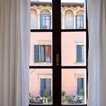 Residenza Corte Quaranta 公寓 *