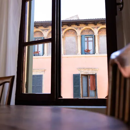 Residenza Corte Quaranta شقة
